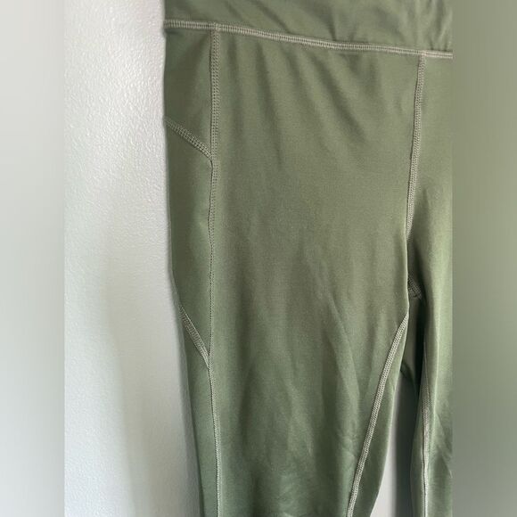 Without Walls Olive Green Ankle Yoga Athletic Cropped  Leggings SZ M - Picture 2 of 5